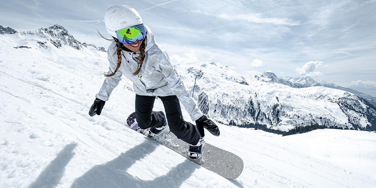 Ne hagyd ki a havas lejtőket és pályákat! Válassz deszkát kínálatunkból a legnagyobb csúszásokhoz!